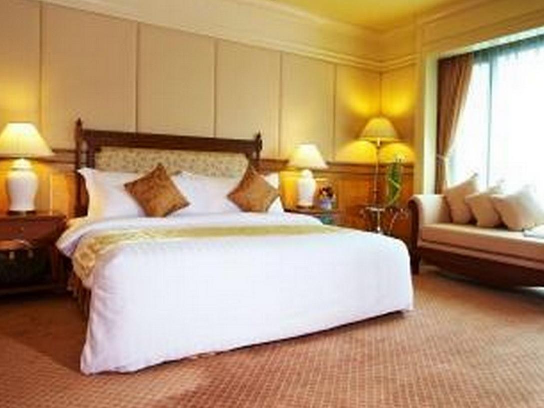 The Royal City Hotel Bangkok Exterior photo