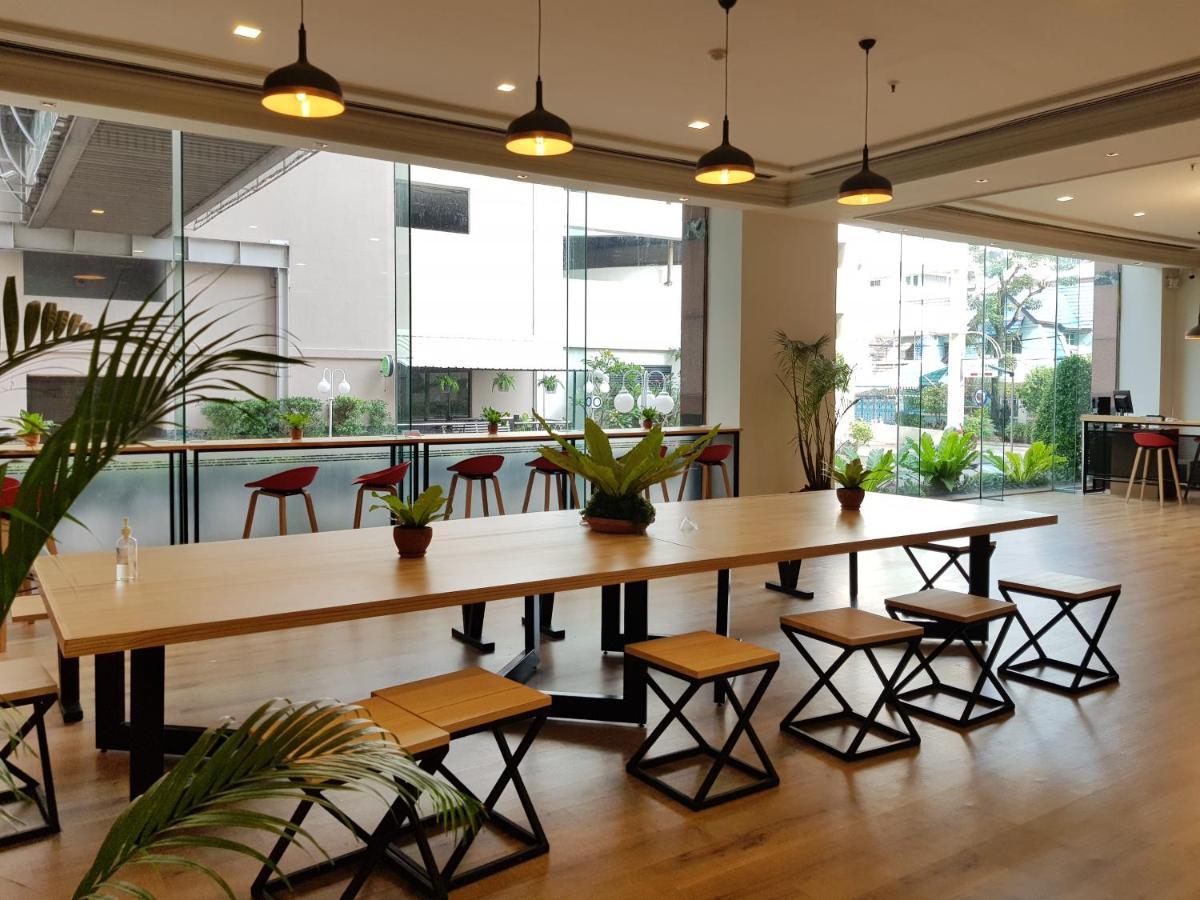 The Royal City Hotel Bangkok Exterior photo