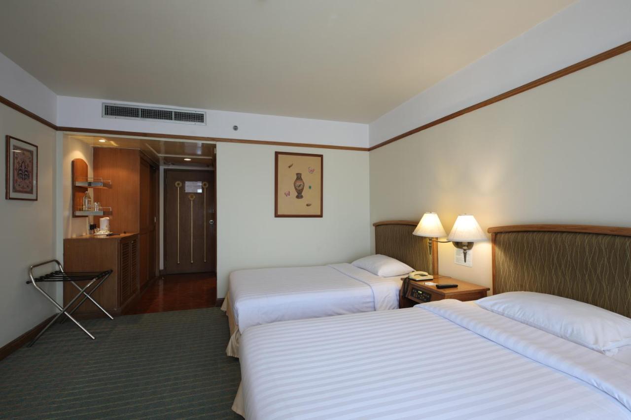 The Royal City Hotel Bangkok Exterior photo